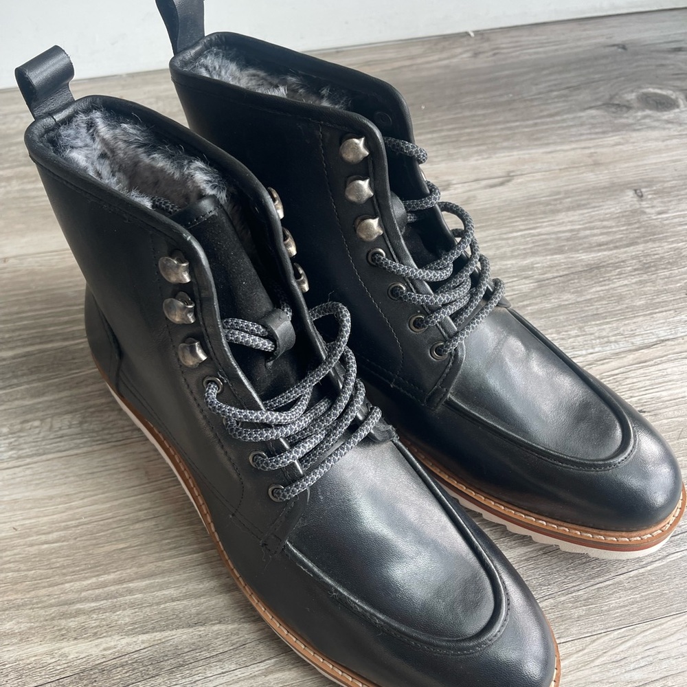 Men's Black Leather Lace-Up Boots